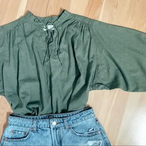 ｀Lax 3/4 Puff Sleeve Blouse